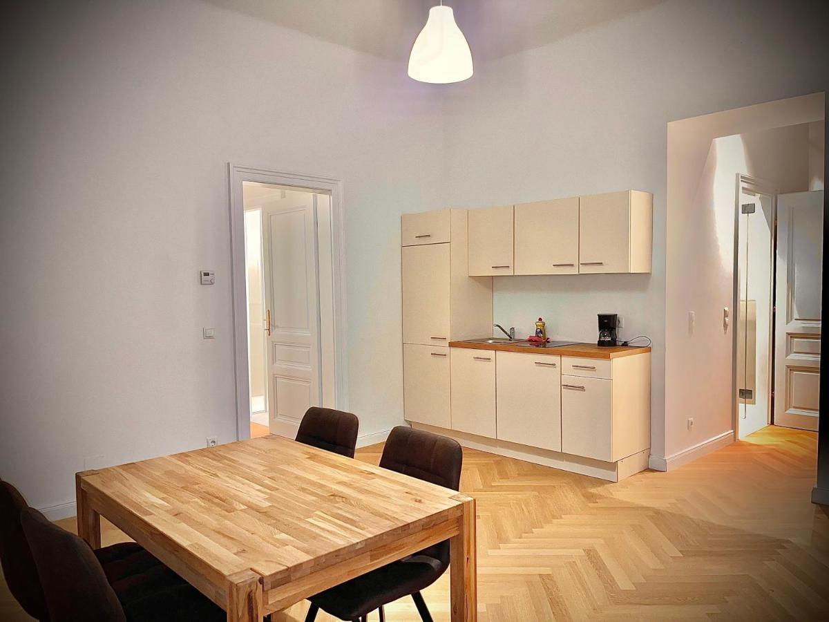 Wiedner Apartments Вена Экстерьер фото